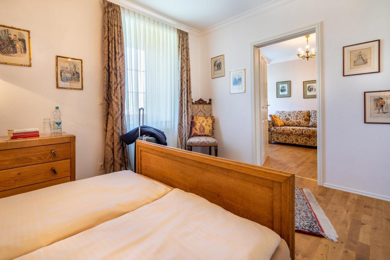 Romantisches Hotel Zur Post Brodenbach Exterior foto
